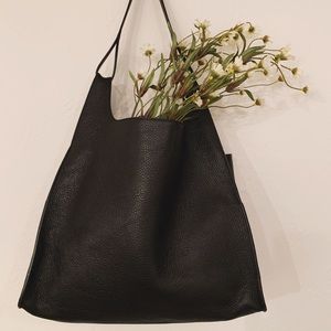 Cuyana Oversized Hobo